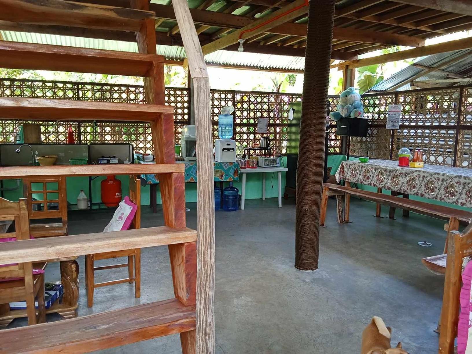 LHOYJEAN Garden Hostel Batuan Exterior foto