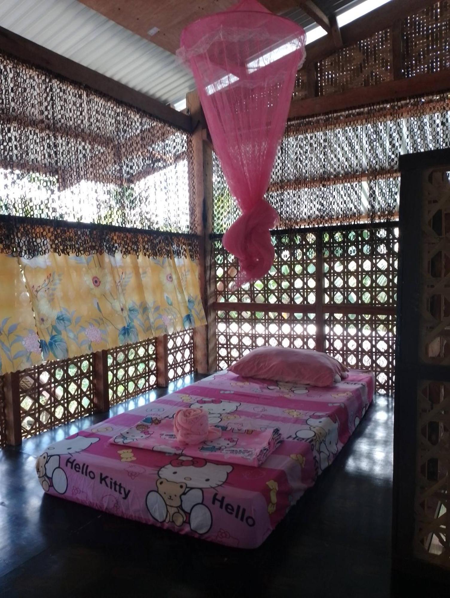 LHOYJEAN Garden Hostel Batuan Zimmer foto